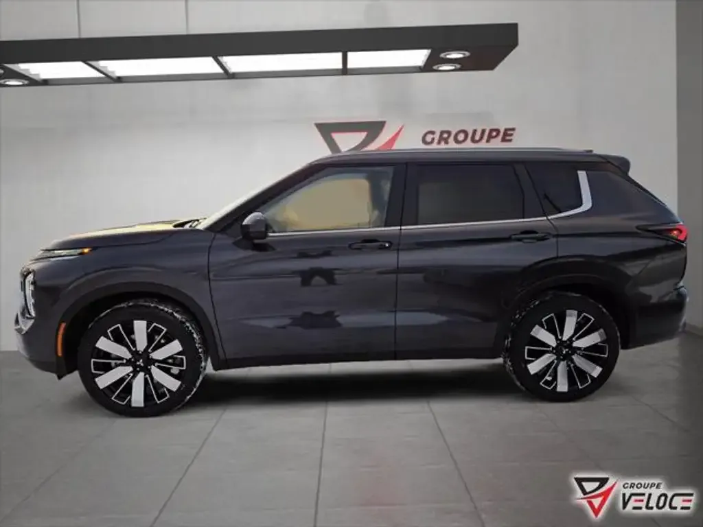 Mitsubishi Outlander 2026 photo 3