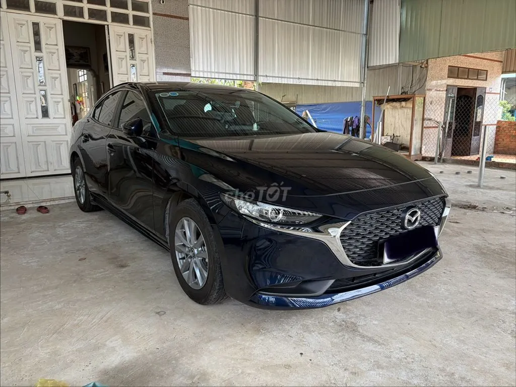 Mazda 3 2023 photo 2