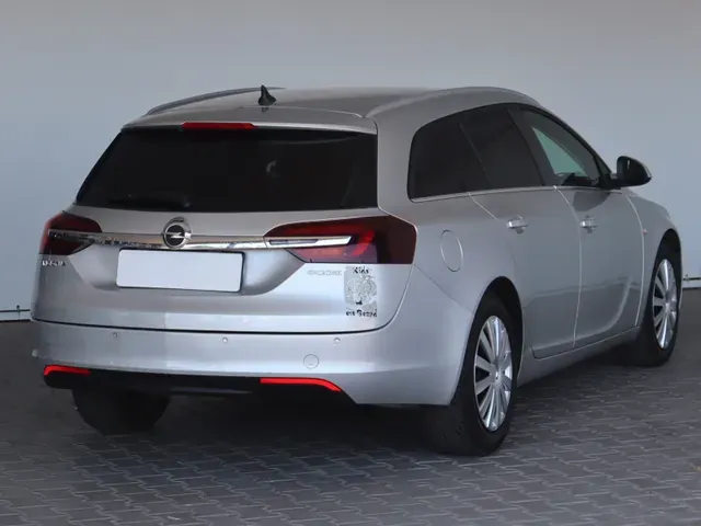 Opel Insignia St 2014 photo 4