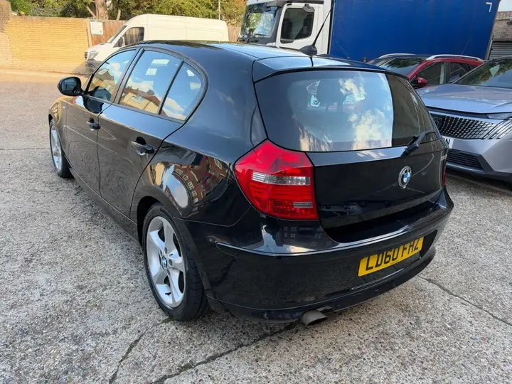 BMW 1 Series 2010 photo 5
