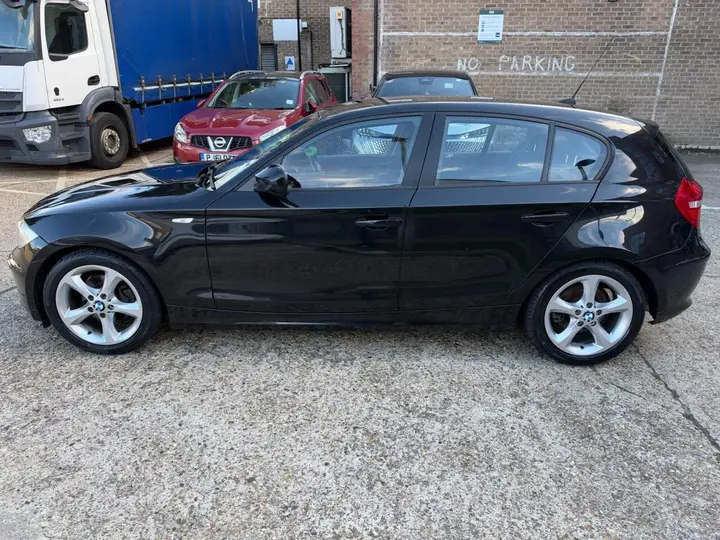 BMW 1 Series 2010 photo 4