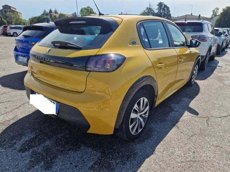 Peugeot E-208 2023 photo 4