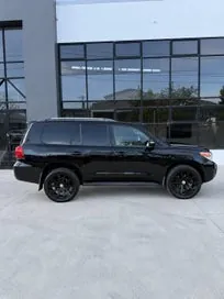 Toyota Land Cruiser 2013 photo 3