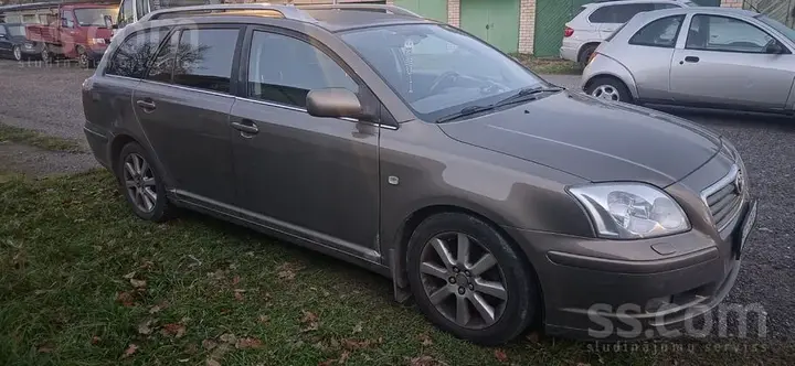Toyota Avensis 2005 photo 3