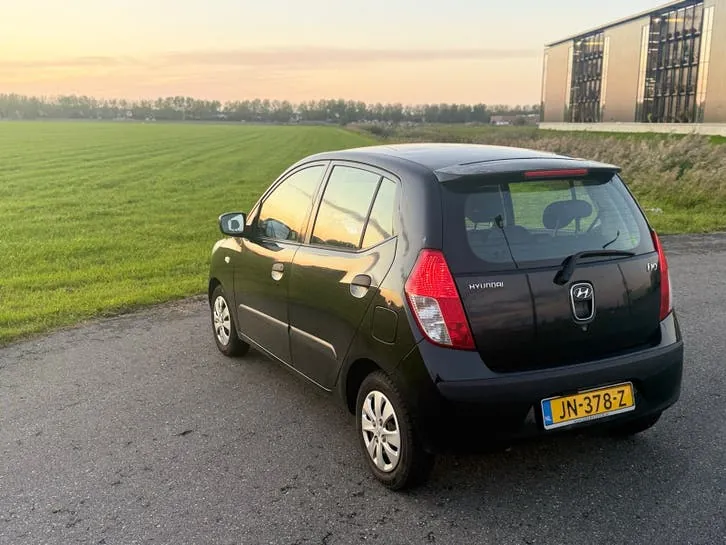 Hyundai I10 2009 photo 2