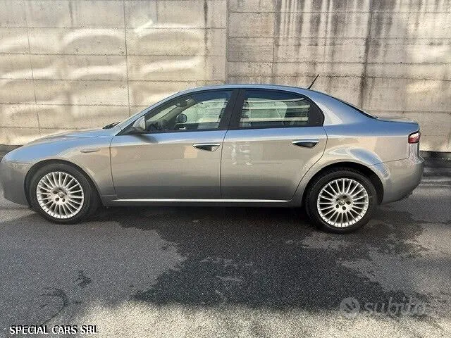 Alfa Romeo 159 2008 photo 4