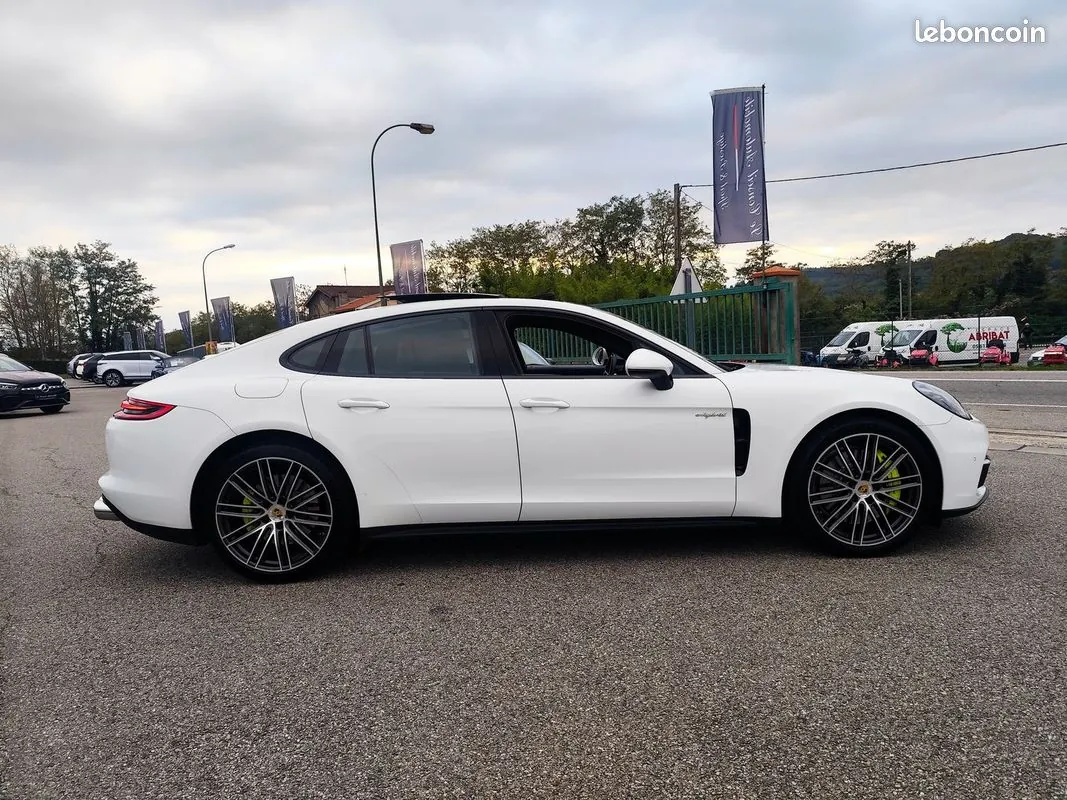 Porsche Panamera 2019 photo 4