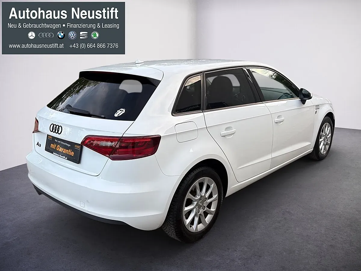 Audi A3 2015 photo 3