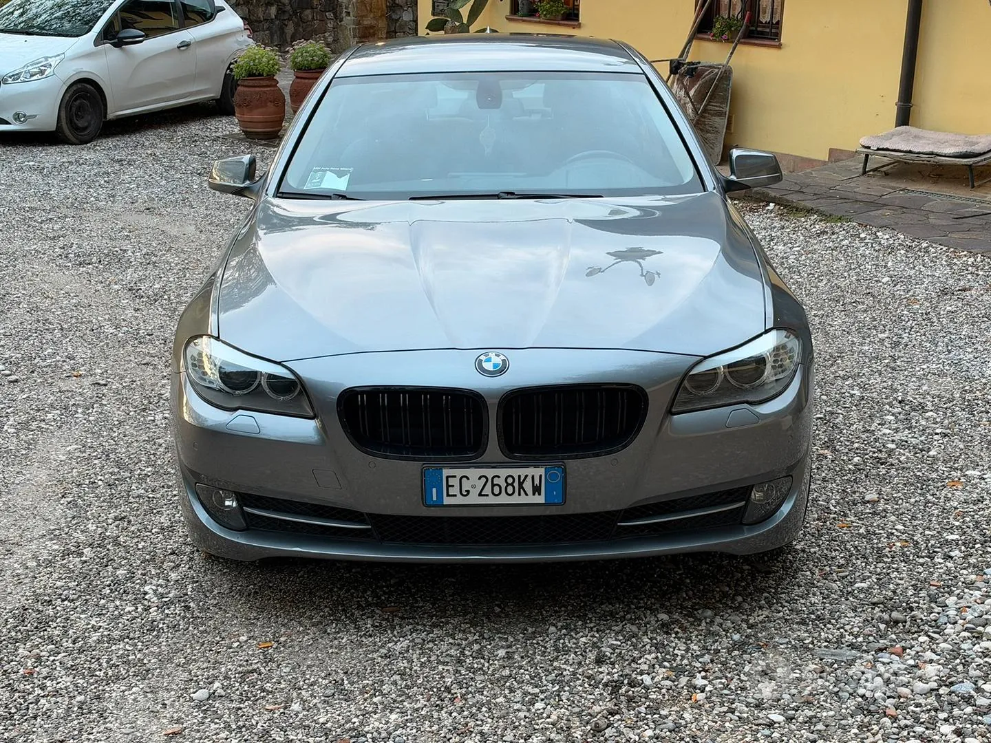 BMW 523I