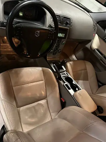 Volvo V50 2010 photo 2