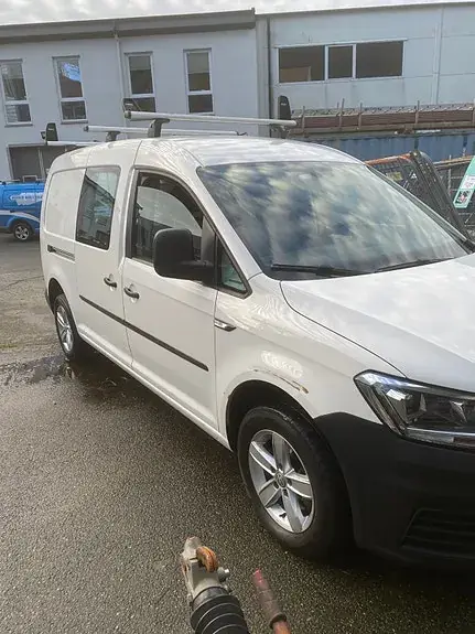 Volkswagen Caddy Maxi 2019 photo 2
