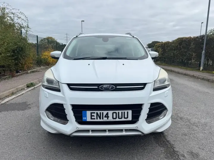 Ford Kuga 2014 photo 2