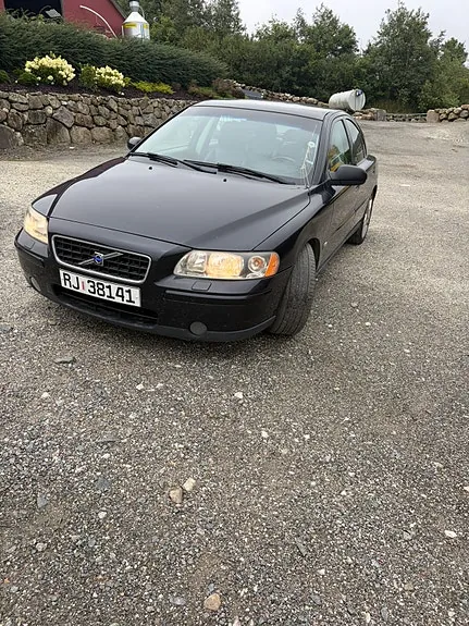 Volvo S60 2005 photo 2
