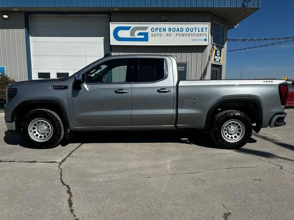 GMC Sierra 1500 2023 photo 3