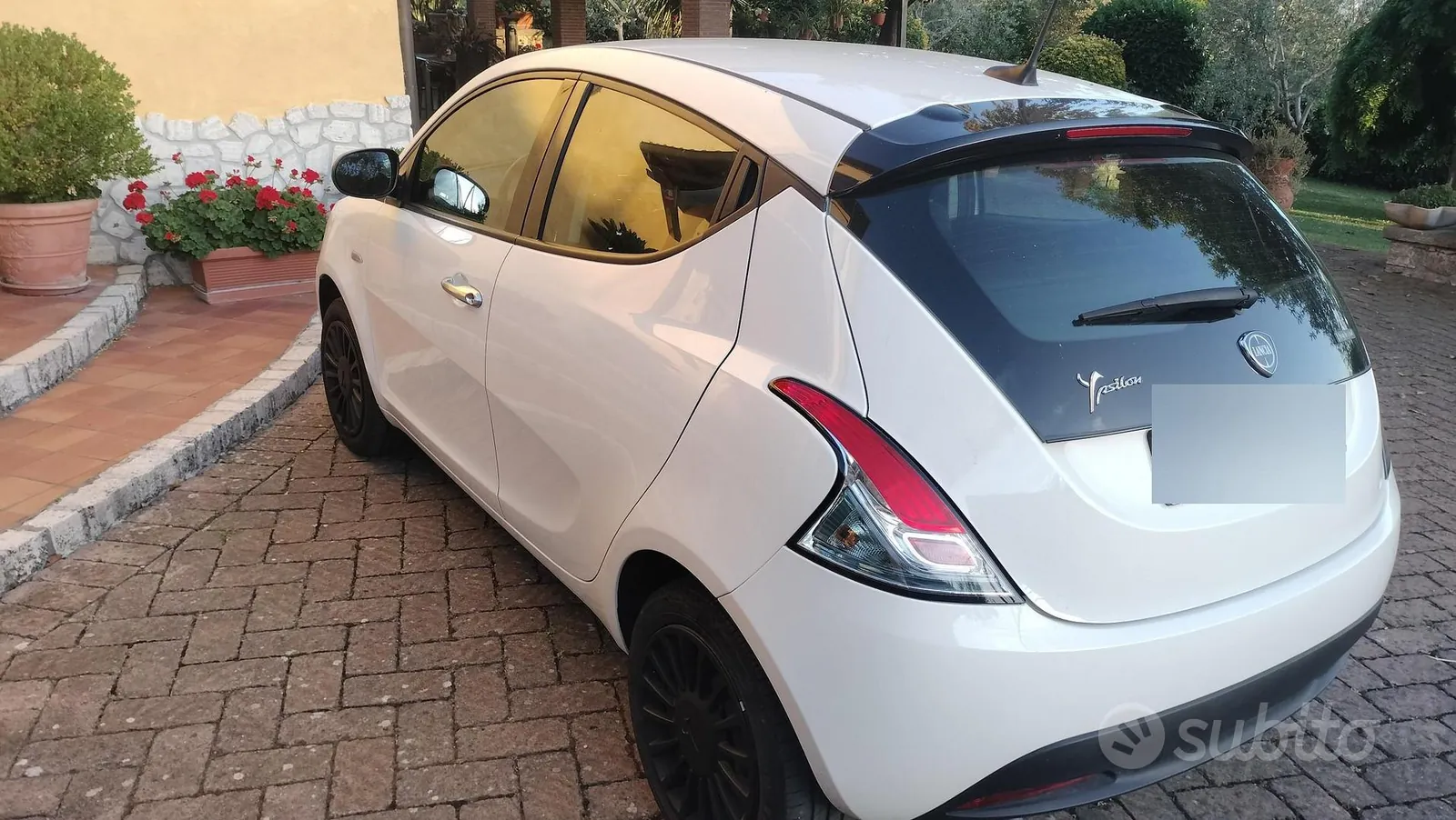 Lancia Ypsilon 2023 photo 3