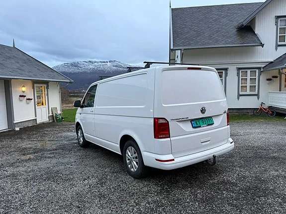 Volkswagen Transporter 2017 photo 3