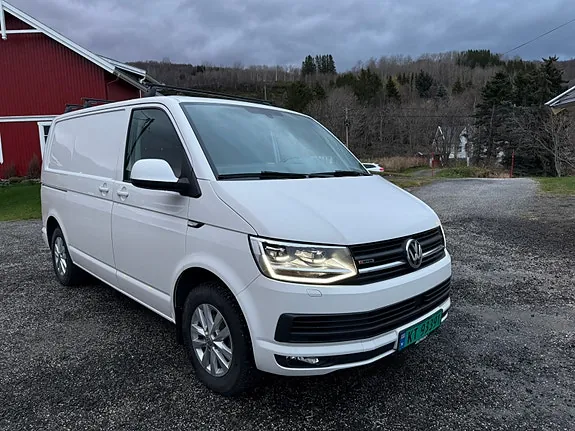 Volkswagen Transporter 2017 photo 2