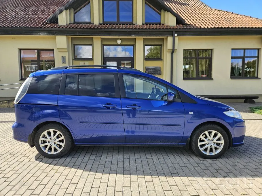 Mazda Mazda5 2009 photo 5