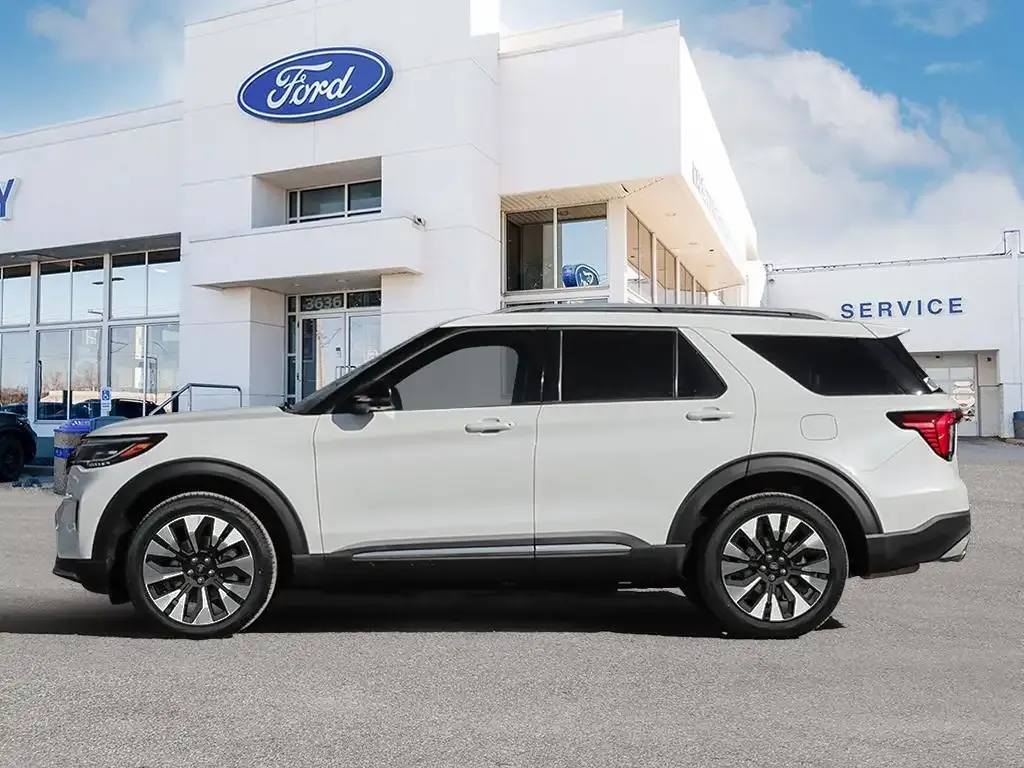 Ford Explorer 2026 photo 3