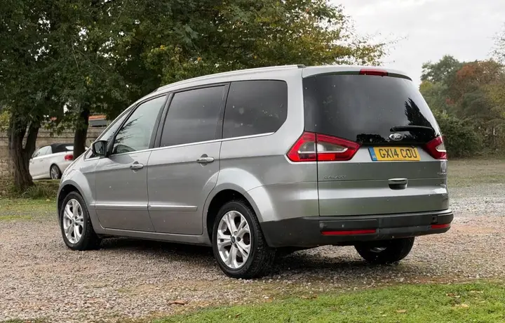 Ford Galaxy 2014 photo 4