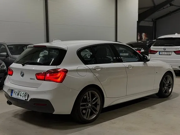 BMW 120I 2019 photo 4