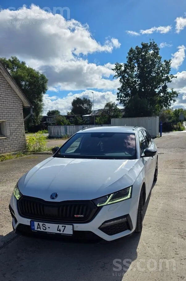 Skoda Octavia 2022 photo 2