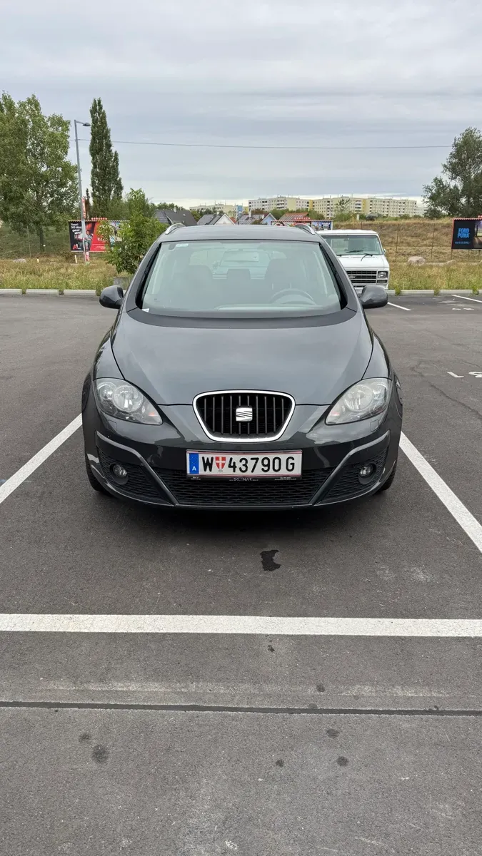 Seat Altea Xl 2010 photo 2