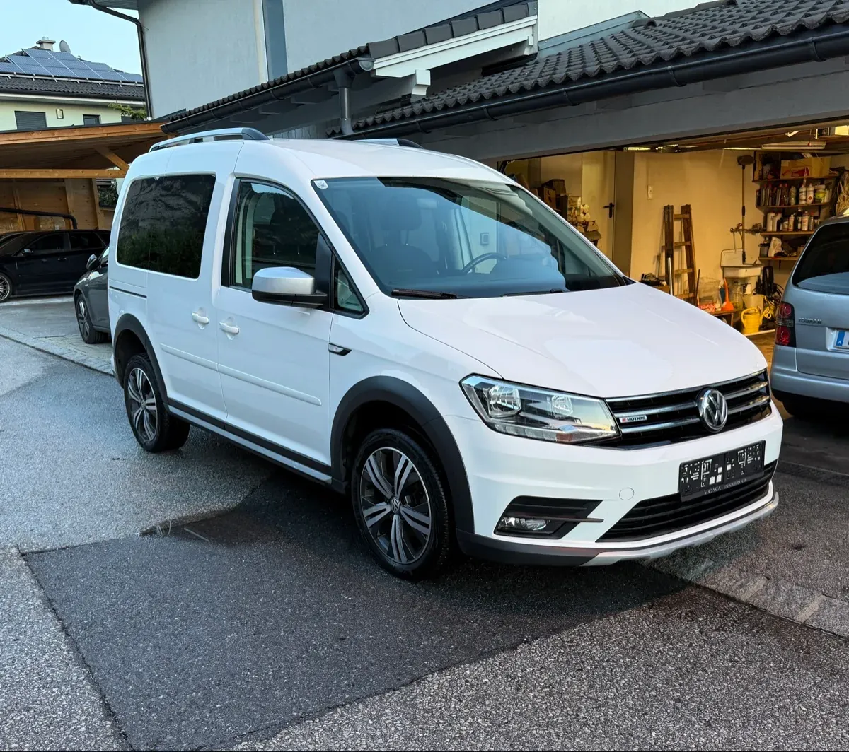 Volkswagen Caddy 2019 photo 2