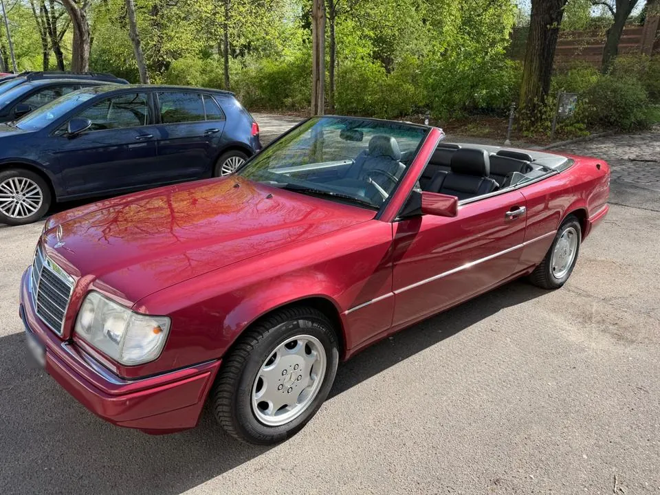 Mercedes-Benz E 200 Cabriolet
