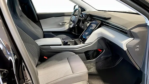 Ford Explorer 2026 photo 3