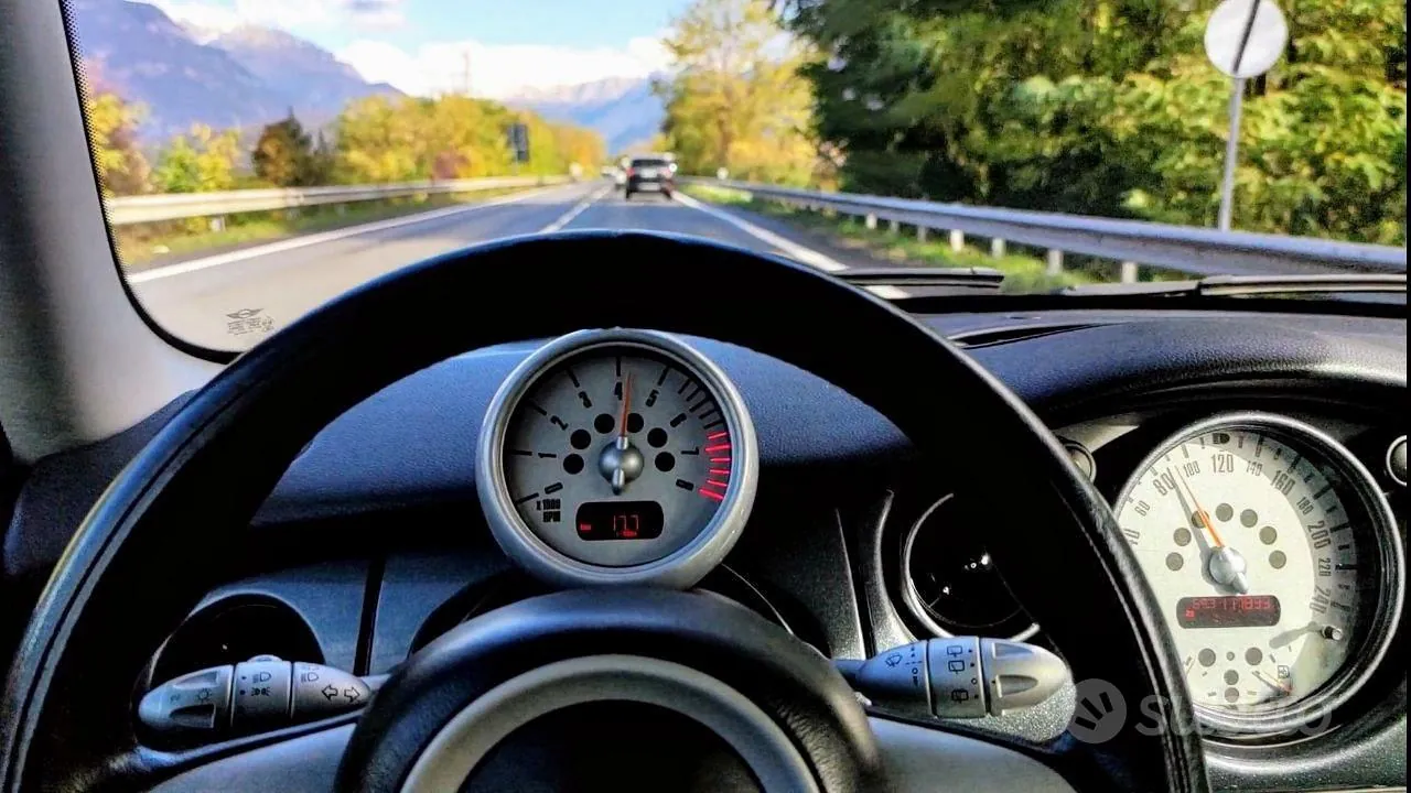 Mini Mini Cooper S 2004 photo 5