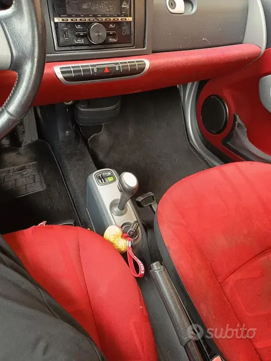 Smart Fortwo 2010 photo 4