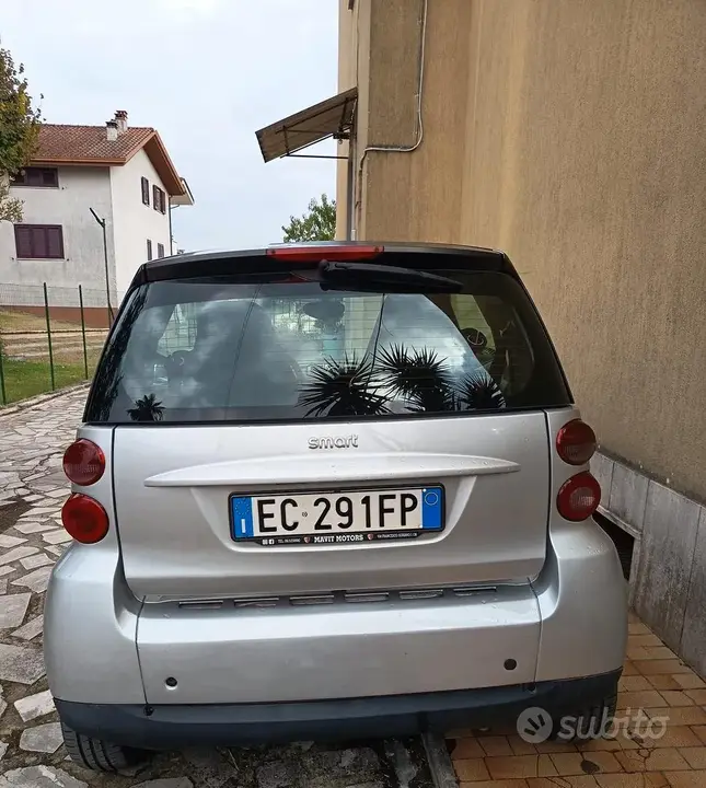 Smart Fortwo 2010 photo 3