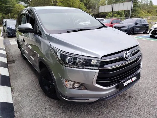 Toyota Innova 2.0X