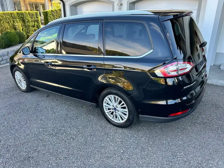 Ford Galaxy 2016 photo 2