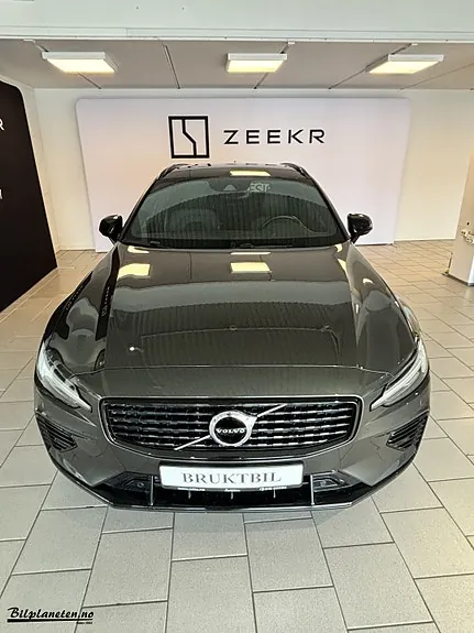 Volvo V60 2021 photo 3