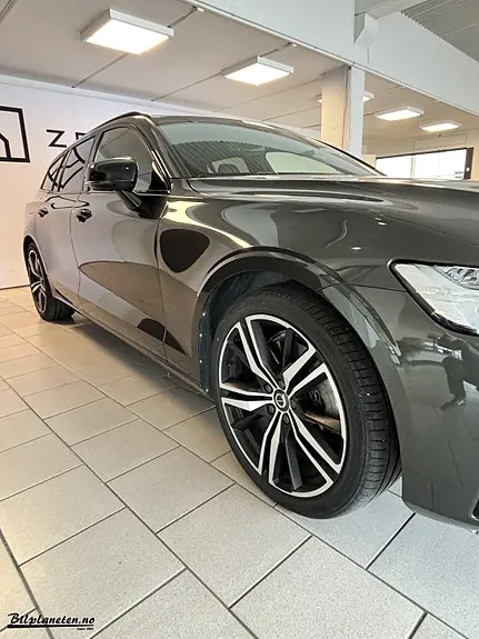 Volvo V60 2021 photo 5