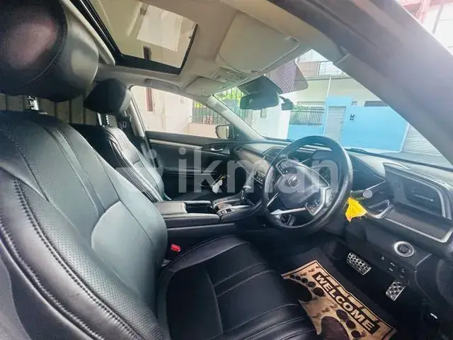 Honda Civic 2019 photo 5