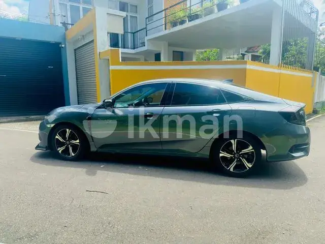 Honda Civic 2019 photo 2