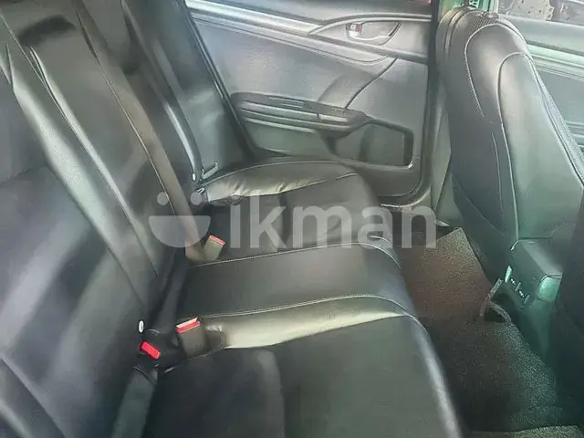 Honda Civic 2019 photo 4