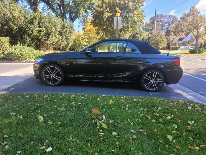 BMW 230I