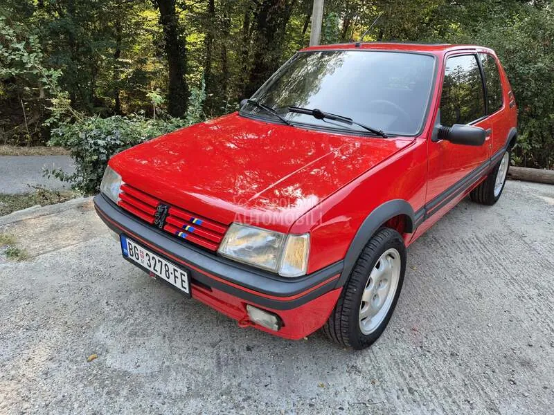 Peugeot 205 1989 photo 4