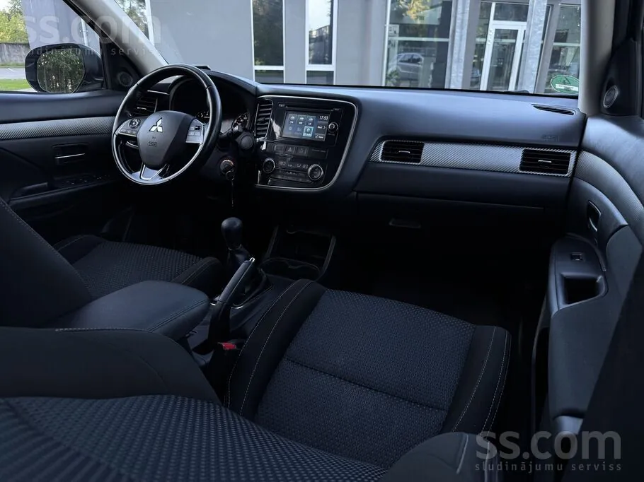 Mitsubishi Outlander 2016 photo 5