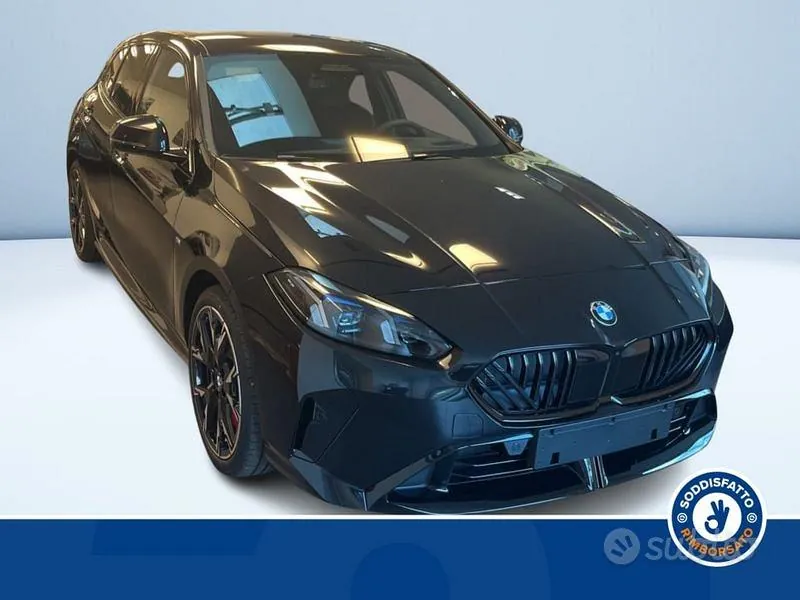 BMW 1 Series 2025 photo 4