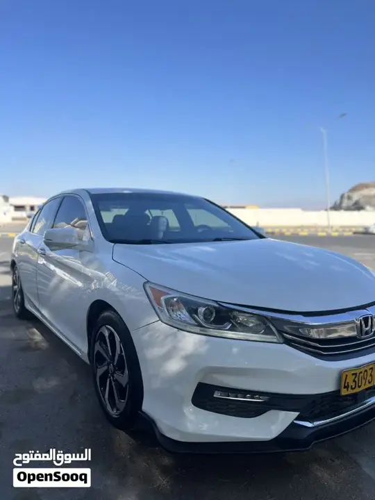 Honda Accord 2017 photo 3