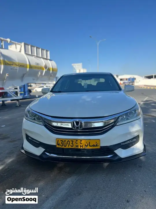 Honda Accord 2017 photo 2