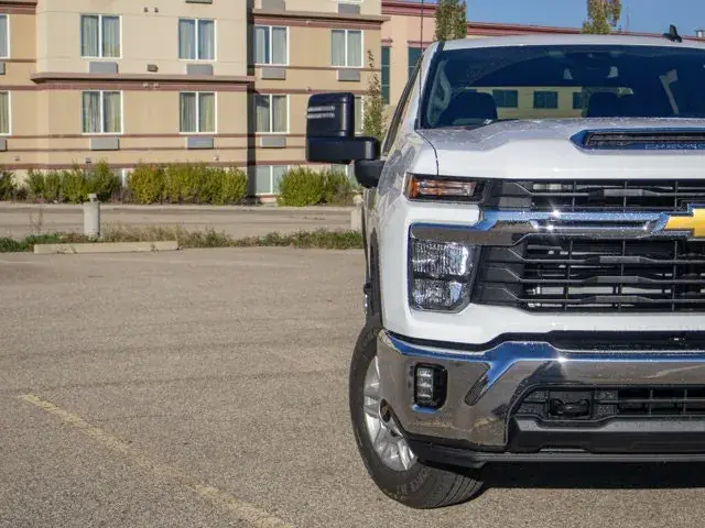 Chevrolet Silverado 2500Hd 2026 photo 3