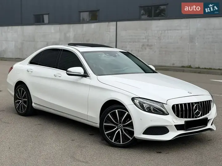 Mercedes-Benz C-Class 2015 photo 2