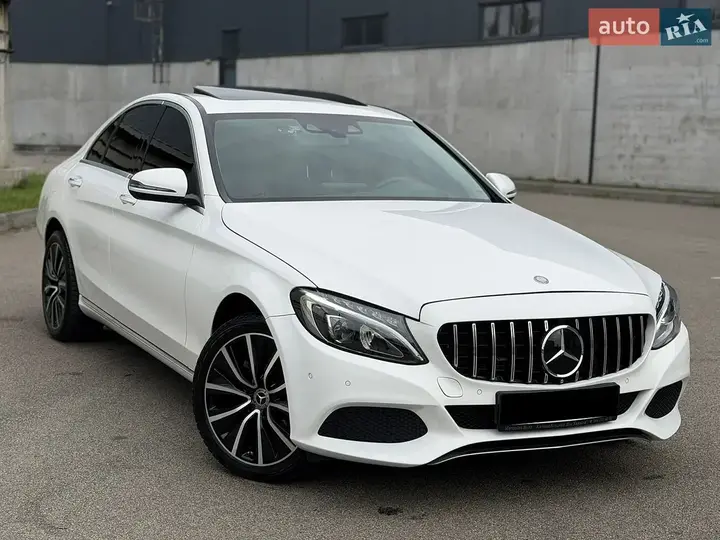 Mercedes-Benz C-Class 2015 photo 3