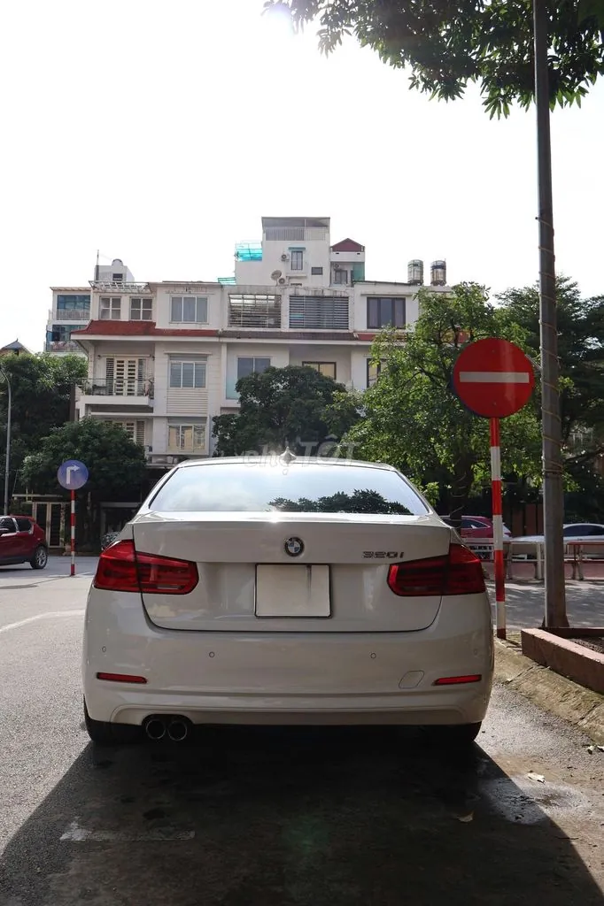 BMW 3 Series 2016 photo 4
